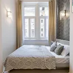 Διαμέρισμα Cozy Quentin Near Danube River *
