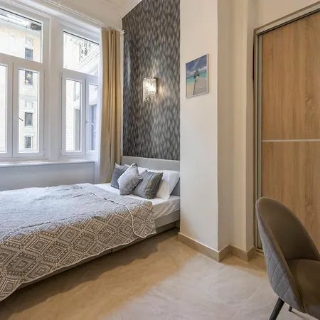 Cozy & Homy In The Heart Of Apartmán *
